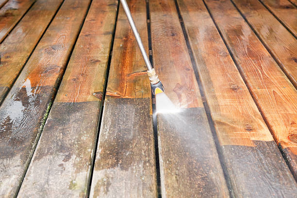 Garage Pressure Washing in Angleton, TX